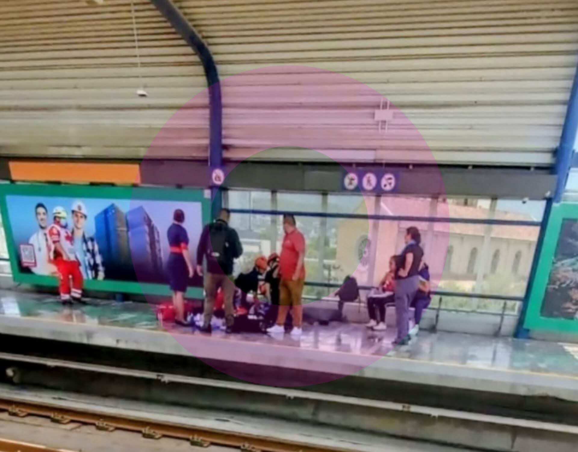 Muere niña de cuatro años en estación del metro hospital en Monterrey